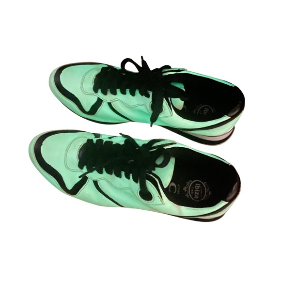 Jeffrey Campbell Shoes - Jeffrey Campbell Ibiza Last Sneakers‎ Cream Black Low Athletic Shoes Womens 10M